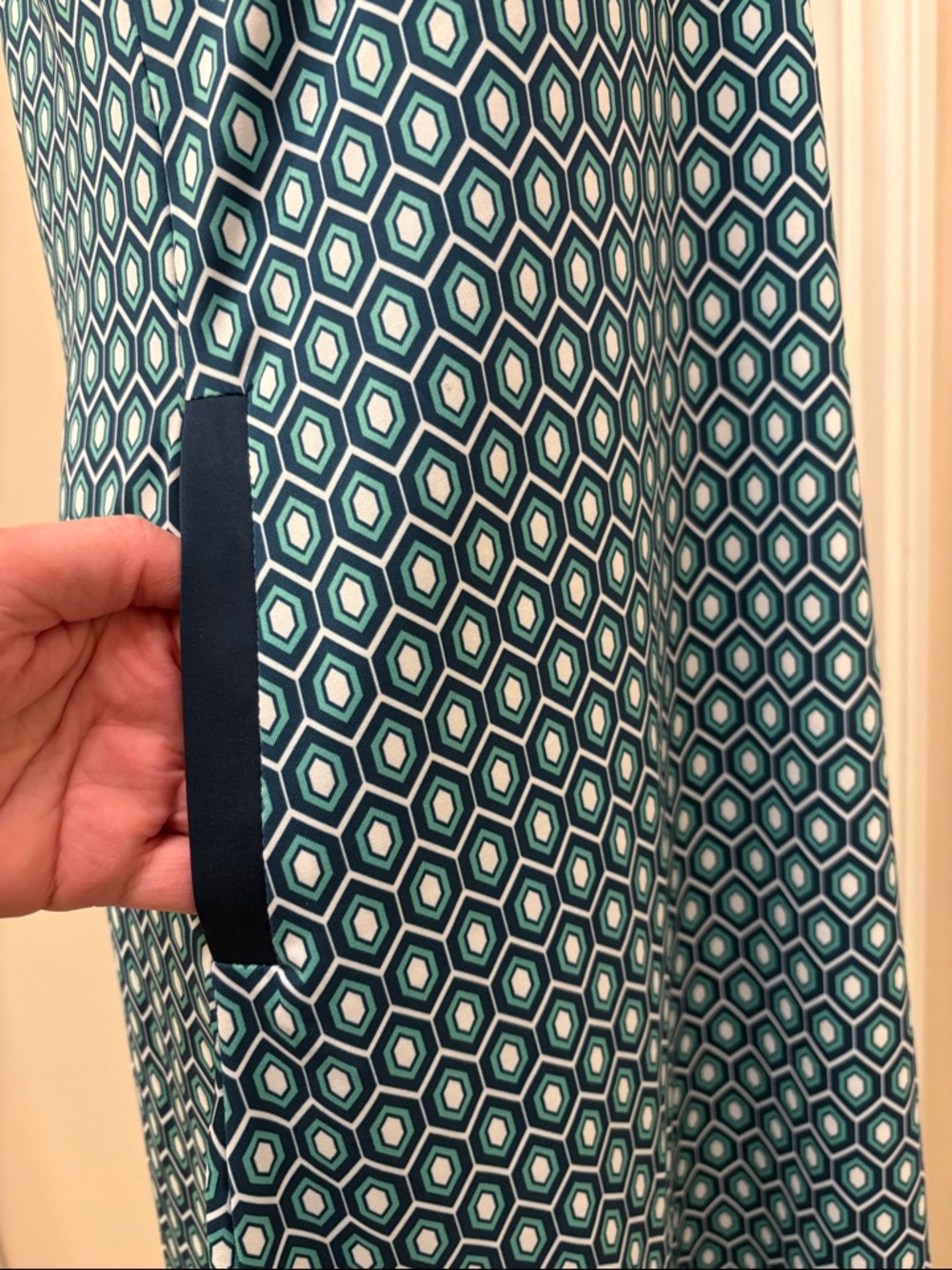 Sleeveless Teal Geometric Short Skirt Dress with Navy Trim size Large NNT - Picture 7 of 15